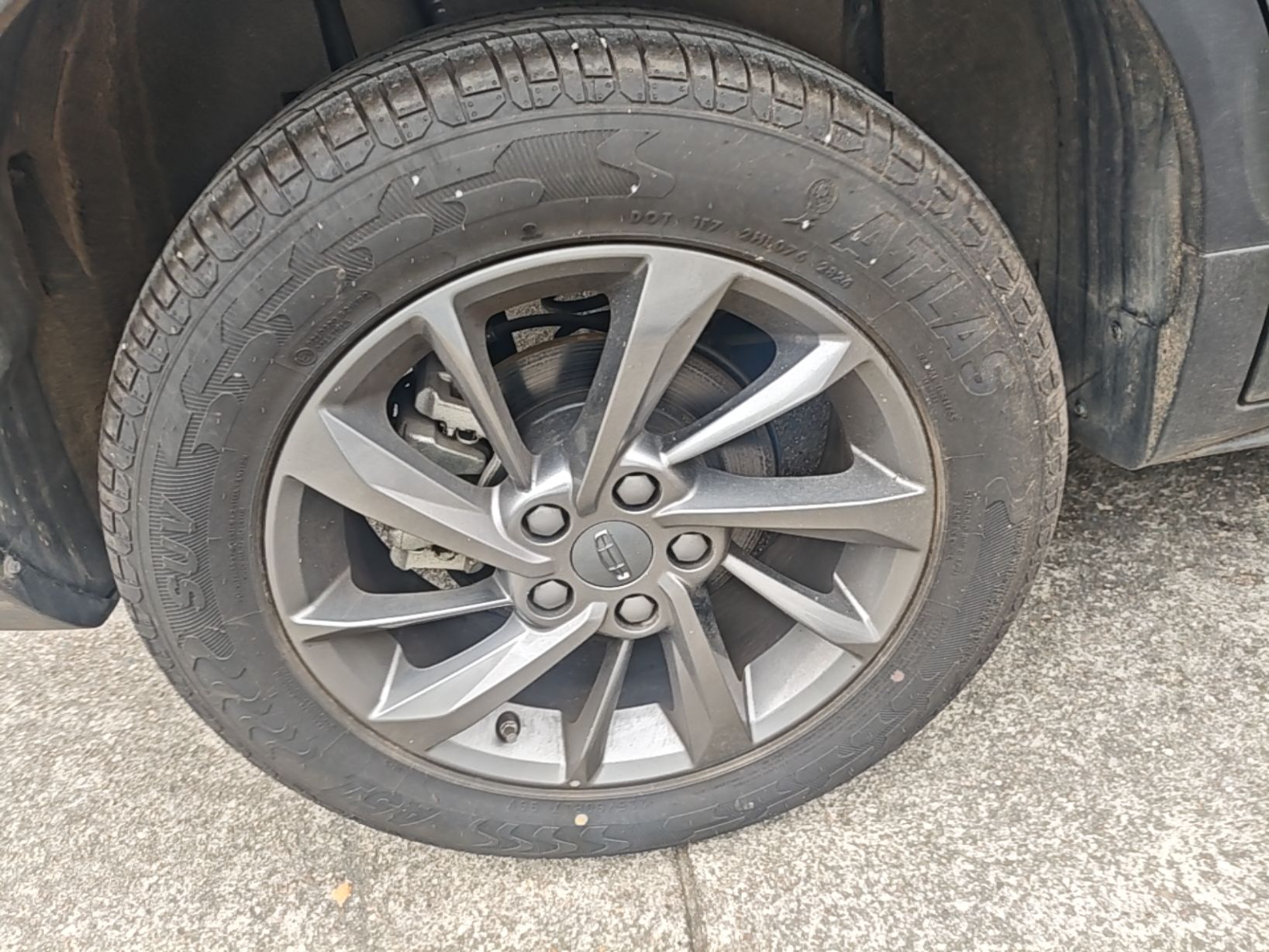 Geely Auto Coolray 2024 1.5T DCT Longteng Edition — снимка 11