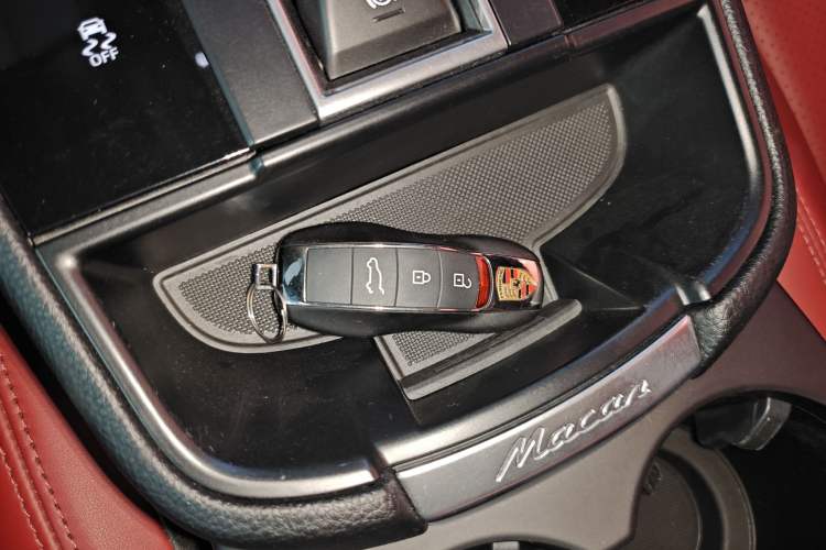 Used Porsche Macan 2023 Macan 2.0T