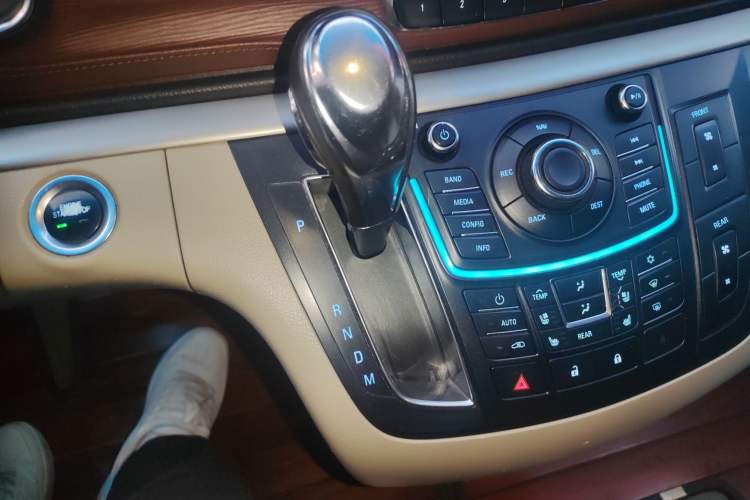 Used Buick GL8 2014 3.0L XT Luxury Business Flagship Edition