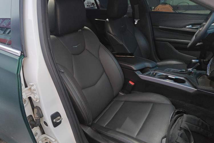 Used Cadillac CT4 2021 28T Luxury Model Right Front Seat