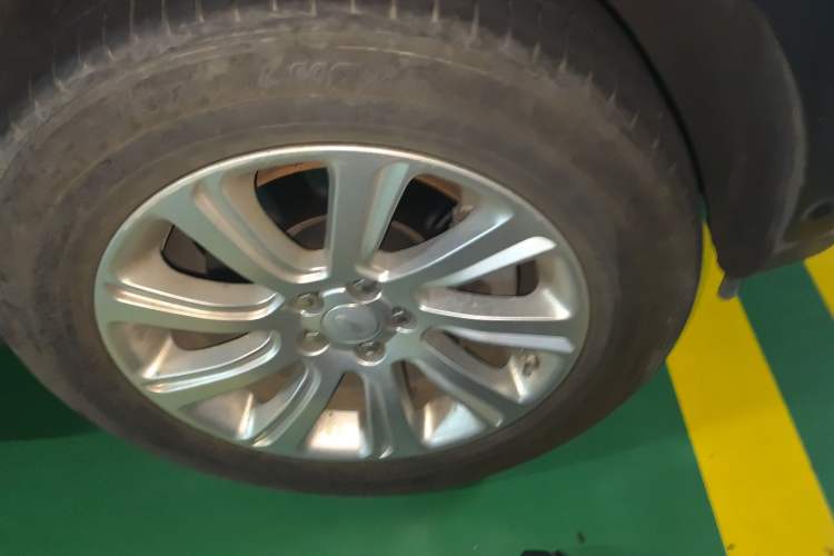 Used Land Rover Discovery Sport 2019 240 PS SE Version China V Standard