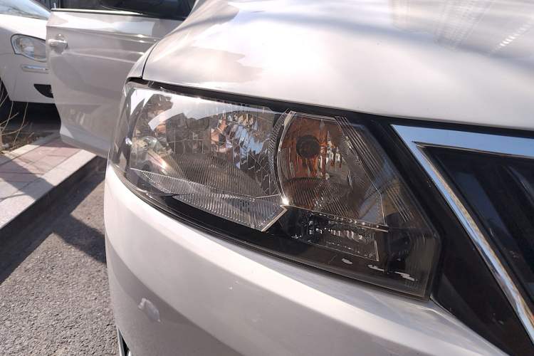 Used Skoda Rapid Spaceback 2014 1.6L Manual Enjoyment Edition
