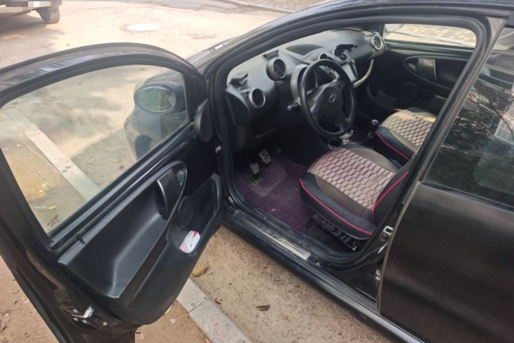 Used BYD F0 2012 1.0L XuanKu Trim
