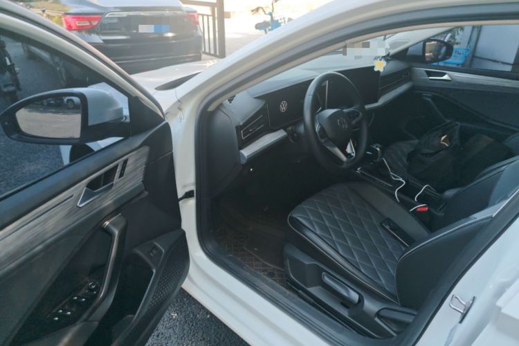 Used Volkswagen Sagitar 2023 300TSI DSG Excellence Edition
