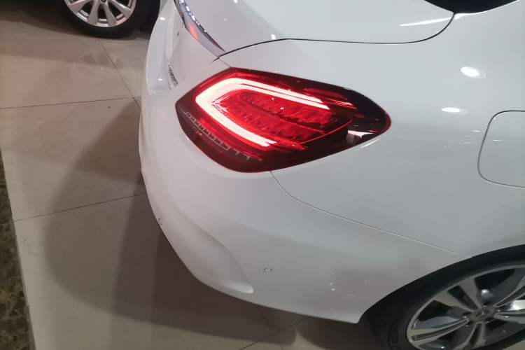 Used Mercedes-Benz C-Class 2021 C 200 L Fashion Edition Sport Version Right Rear Taillight