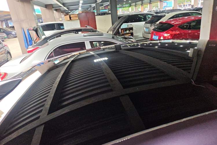 Used Hima Luxeed R7 2024 All-Electric 736 km Ultra Roof