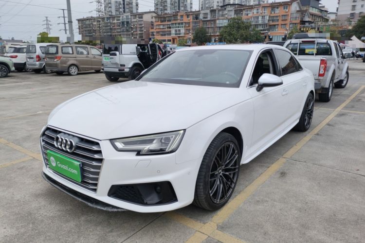 Used Audi A4L 2019 40 TFSI Fashion Edition China VI Emission Standard