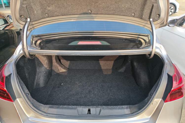 Used Geely Auto Emgrand 2020 1.5L CVT Upward Version Trunk