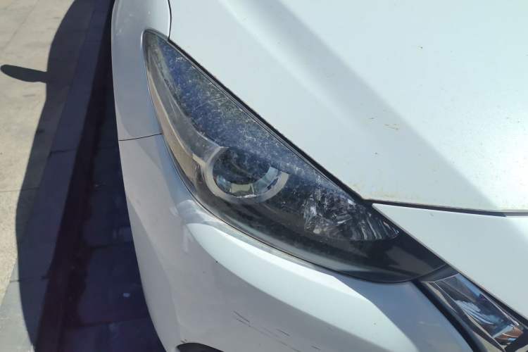 Used Mazda 3 Axela 2017 Sedan 1.5L Automatic Comfort Model Emission Standard China V