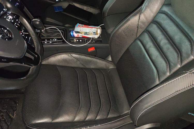 Used Volkswagen FAW-Volkswagen CC 2019 380TSI Glamour Edition China V Standard Left Front Seat