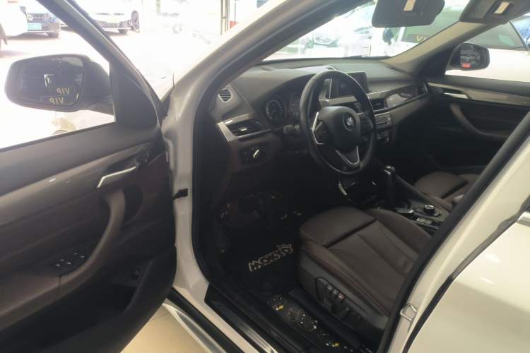 Used BMW X1 2019 sDrive18Li Premium Edition
