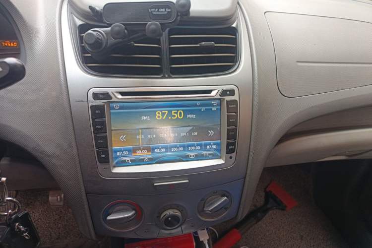 Used Chevrolet Sail 2013 Sedan 1.2L Manual Fashionable Happiness Edition