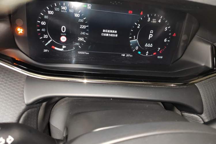 Used Land Rover Range Evoque 2021 Range Rover Velar 249 PS R-Dynamic S Performance Edition Instrument Cluster