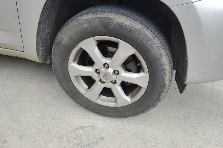 Used Toyota RAV4 2009 2.0L Manual Classic Edition
