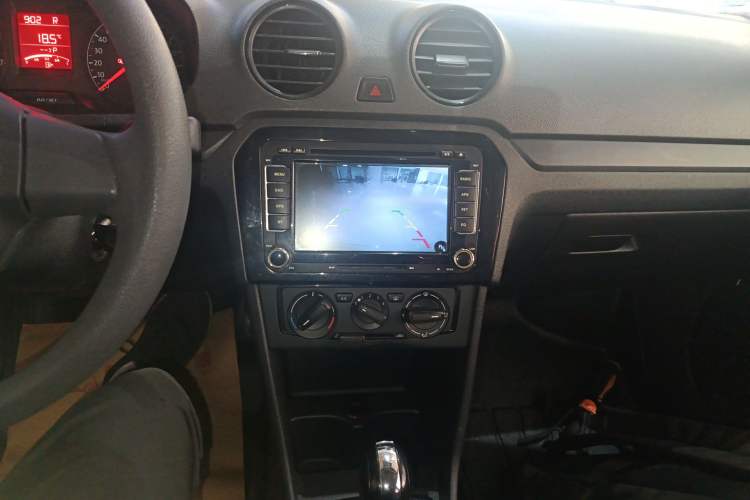 Used Volkswagen Jetta 2015 Value Edition 1.6L Automatic Fashion Version
