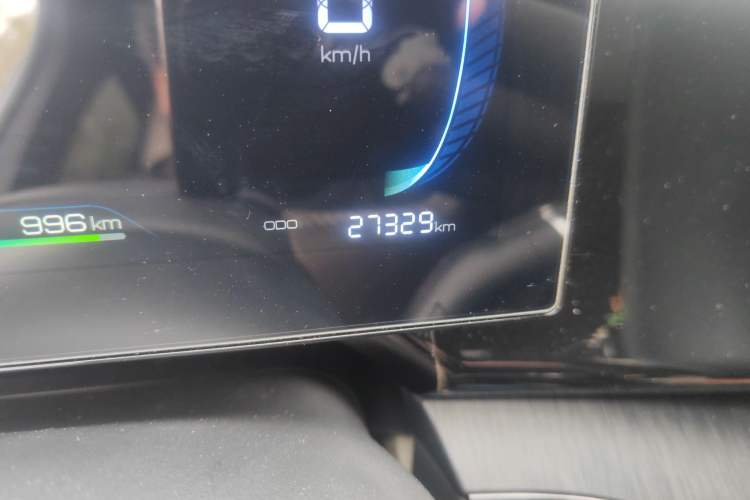 Used BYD Qin PLUS 2024 HONOR Edition DM-i 55KM Leading Model Odometer Close Up