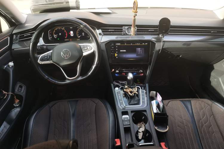 Used Volkswagen Magotan 2021 330TSI DSG 30th Anniversary Edition
