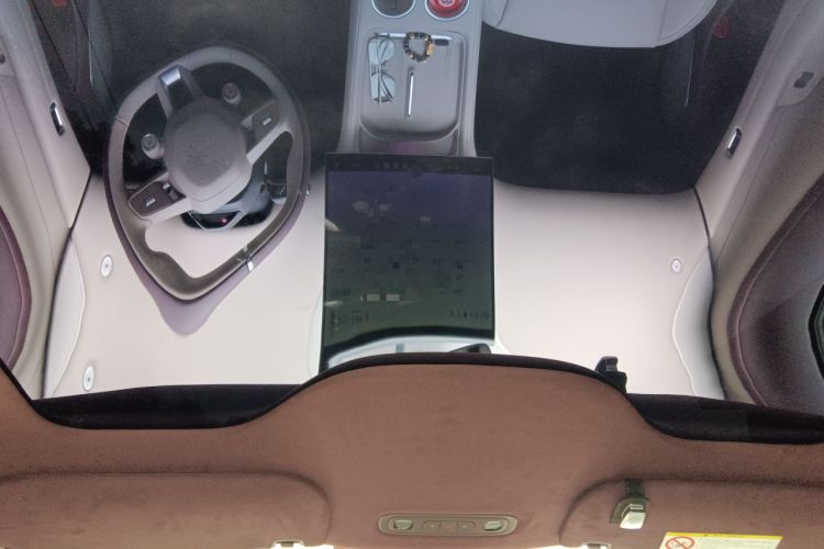 Used Xiaomi Auto YU7 2025 Ultra-Long Range High-Performance All-Wheel-Drive Max Edition
