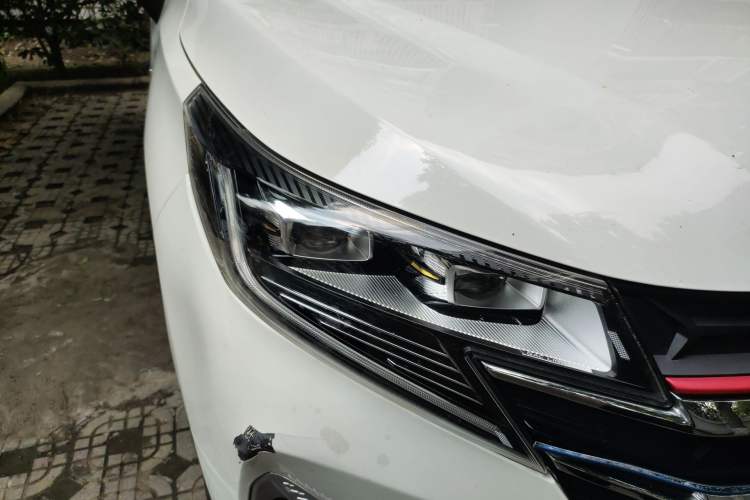 Used GAC Trumpchi GS3 2021 POWER 270T Automatic Luxury Edition Right Front Headlight