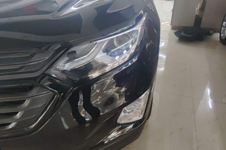 Used Chevrolet Equinox 2019 Redline 550T Automatic All-Wheel-Drive RS Model China VI Standard