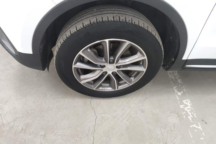 Used Geely Auto Emgrand X7 Sport 2020 1.8TD DCT Two-Wheel Drive Smart Connect 4G-Enabled Version Left Front Wheel Hub