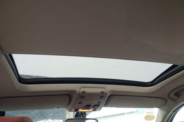 Used BMW X1 2015 sDrive18i Fashion Upgrade Edition Headliner