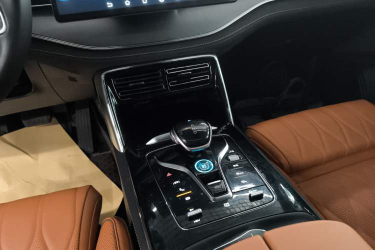 Used BYD Tang New Energy 2023 DM-i Champion Edition 112KM Prestige Model