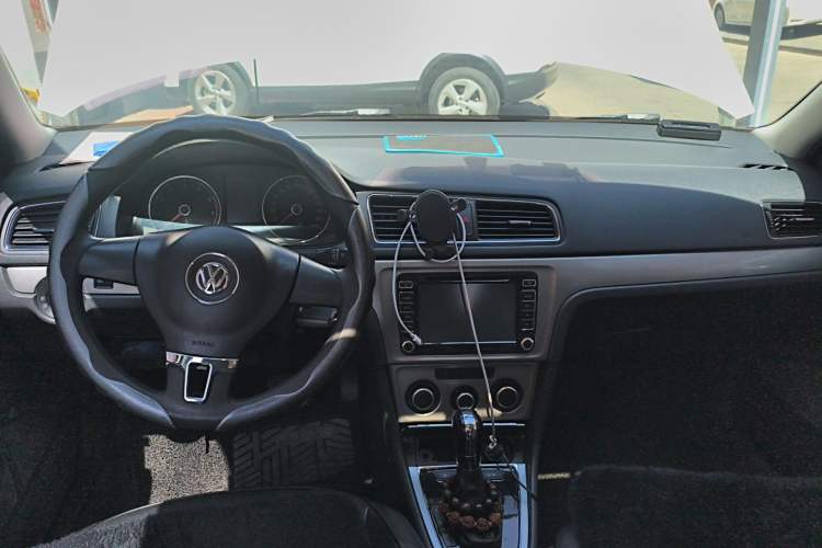 Used Volkswagen Lavida 2013 Revised Version 1.4 TSI DSG Comfort Edition