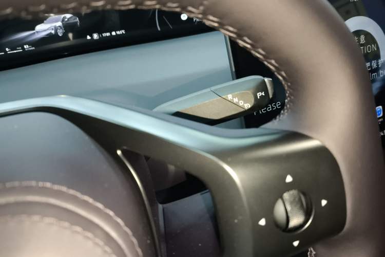 Used Avatr 06 2025 Max All-Electric Version