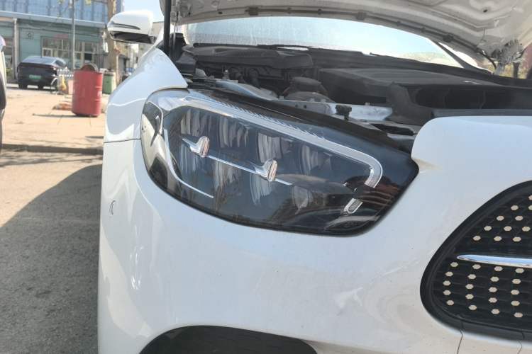 Used Mercedes-Benz E-Class 2023 E 260 L Sport Edition Right Front Headlight