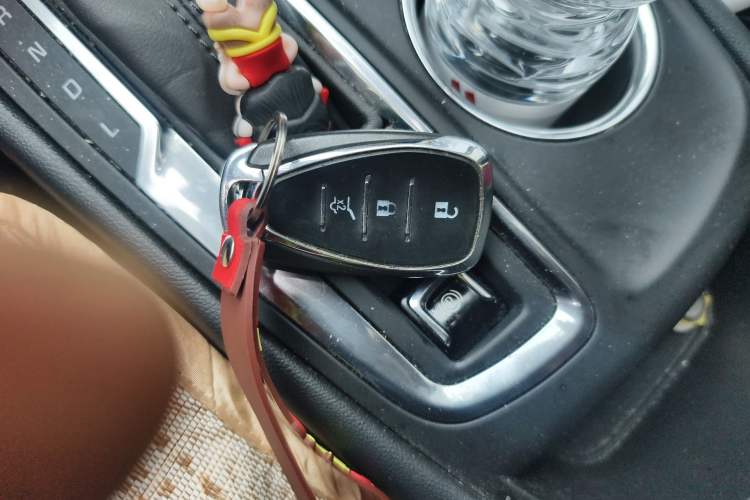 Used Chevrolet Equinox 2019 535T Automatic YuJie Edition China V Standard Vehicle Key