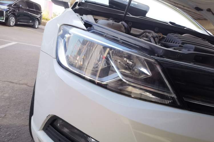 Used Volkswagen Lamando 2017 230TSI DSG Fashion Edition
