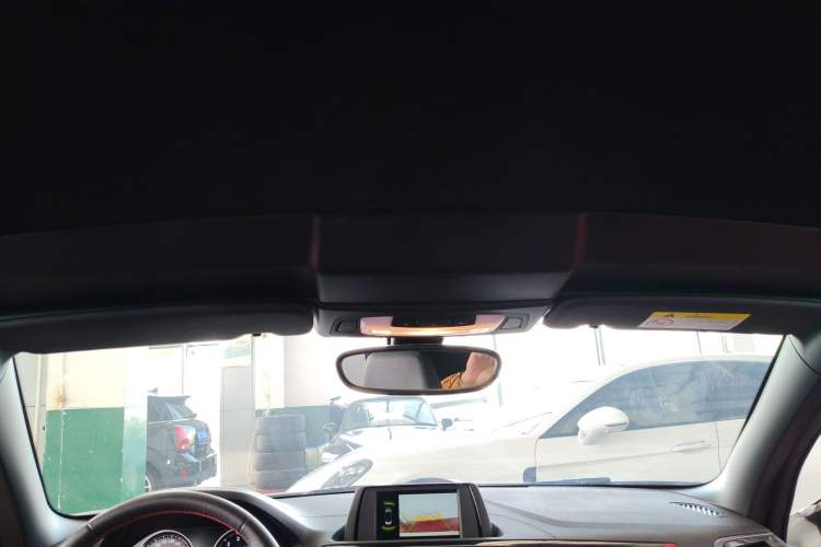 Used BMW 2 Series 2018 220i Convertible Coupe Sports Design Package
