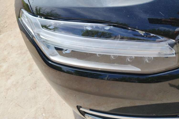 Used Volvo XC90 2022 B6 Zhiya Luxury 7-Seater Right Front Headlight