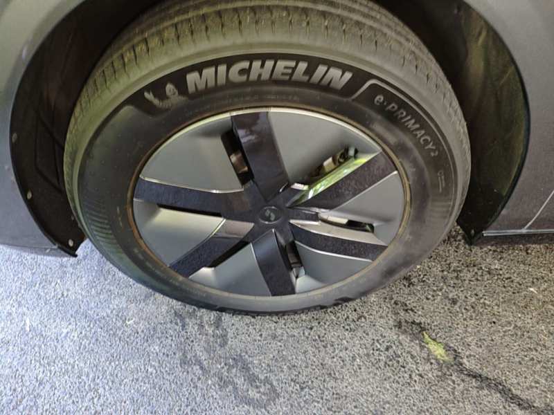 Used Li Auto MEGA 2025 Home Family Special Edition — 22