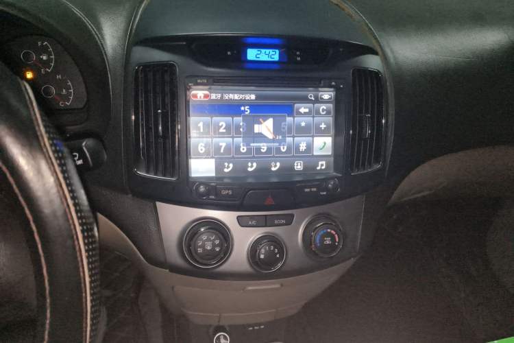 Used Hyundai Celesta 2011 1.6L Manual Luxury Model
