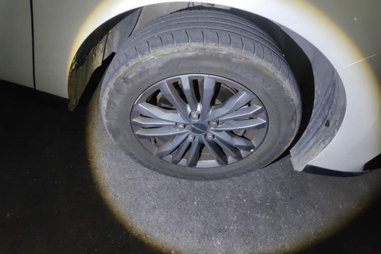 Used SAIC MAXUS G50 PHEV 2025 Leading Edition