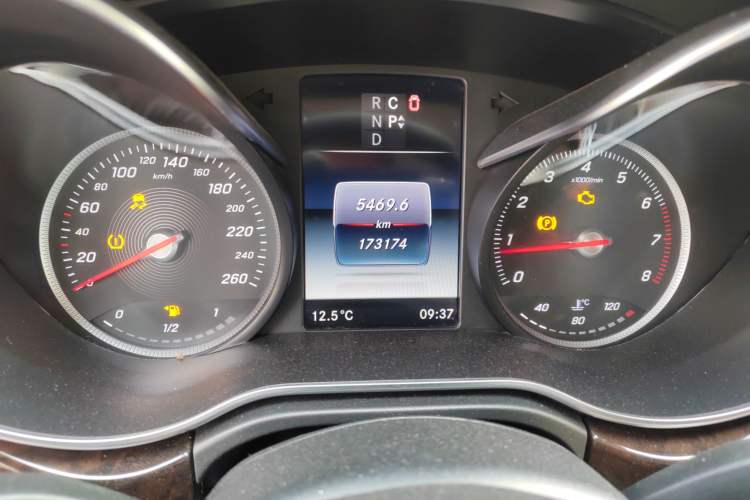 Used Mercedes-Benz V-Class 2016 V 260 L Prestige Extended Edition