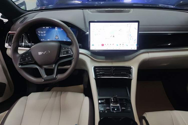 Used BYD Song PLUS New Energy 2025 EV Intelligent Driving Edition 520km Luxury Model
