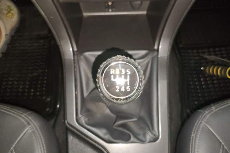 Used Great Wall Wingle 5 2021 2.0T Diesel Two-Wheel Drive Elite Version Big Double Cab China VI Standard GW4D20M