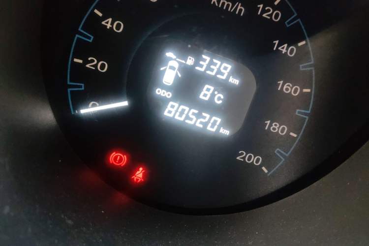 Used Oshan CX70 2016 1.6L Manual Comfort Model
