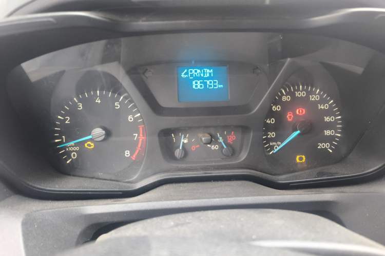 Used Ford Transit 2017 2.0T Gasoline Automatic Multi-Function Commercial Vehicle Short Wheelbase Low Roof China V Standard