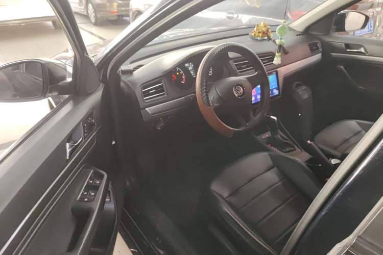 Used Volkswagen Lavida 2019 Lavida Start 1.5L Automatic Trendy Version China VI Standard