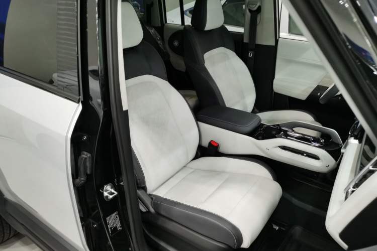 Used iCAR 03 2024 472km Four-Wheel Drive Long-Range Version
