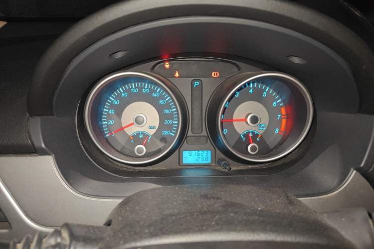 Used Buick Excelle 2011 1.6LX-AT Instrument Cluster
