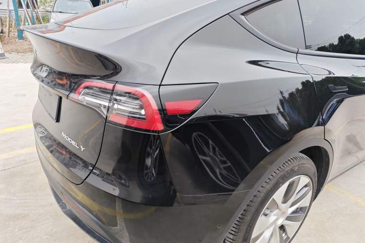 Used Tesla Model Y 2022 Rear-Wheel-Drive Version
