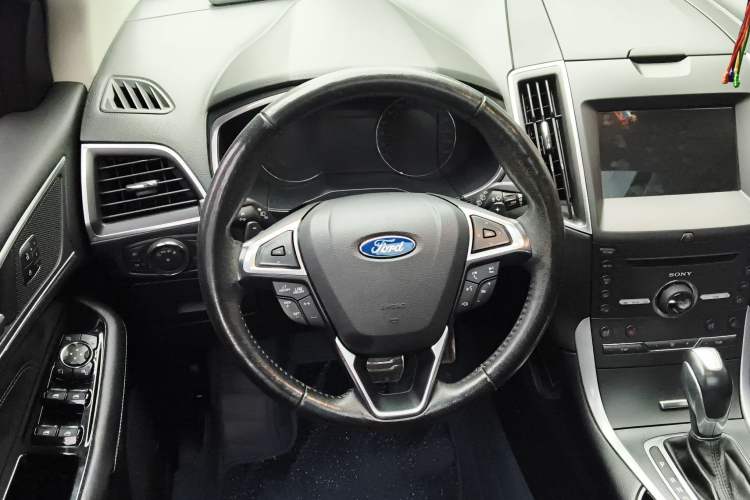 Used Ford Edge 2016 EcoBoost 245 Four-Wheel Drive Titanium 7-Seater