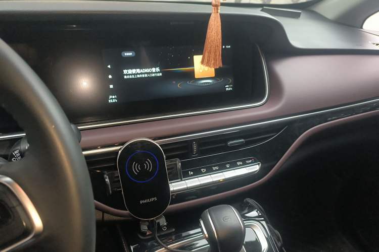 Used GAC Trumpchi M6 2023 PRO 270T DCT Luxury Edition Audio And AC Panel