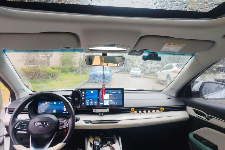 Used Geely Auto Emgrand L HiP 2022 1.5TD-DHT Pro 100KM Super Clean Headliner