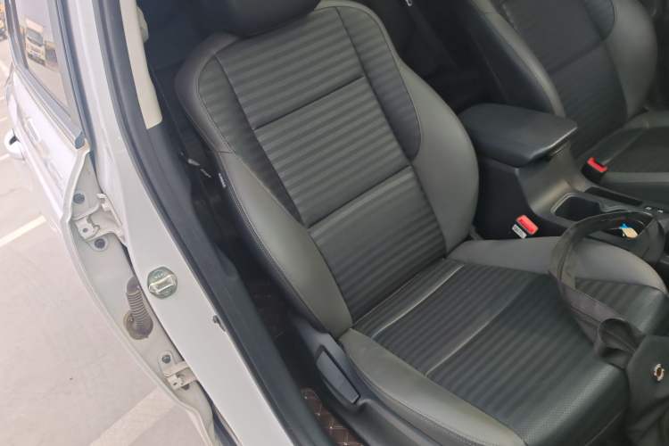 Used Kia Sportage R 2018 2.0L Automatic Smart Luxury Version China V Standard
